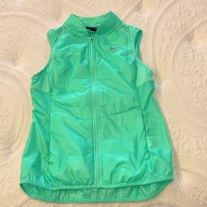 Women’s Nike running vest size small